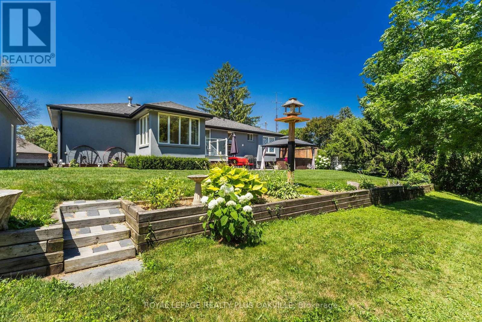 340 CLARENDON DRIVE - 36