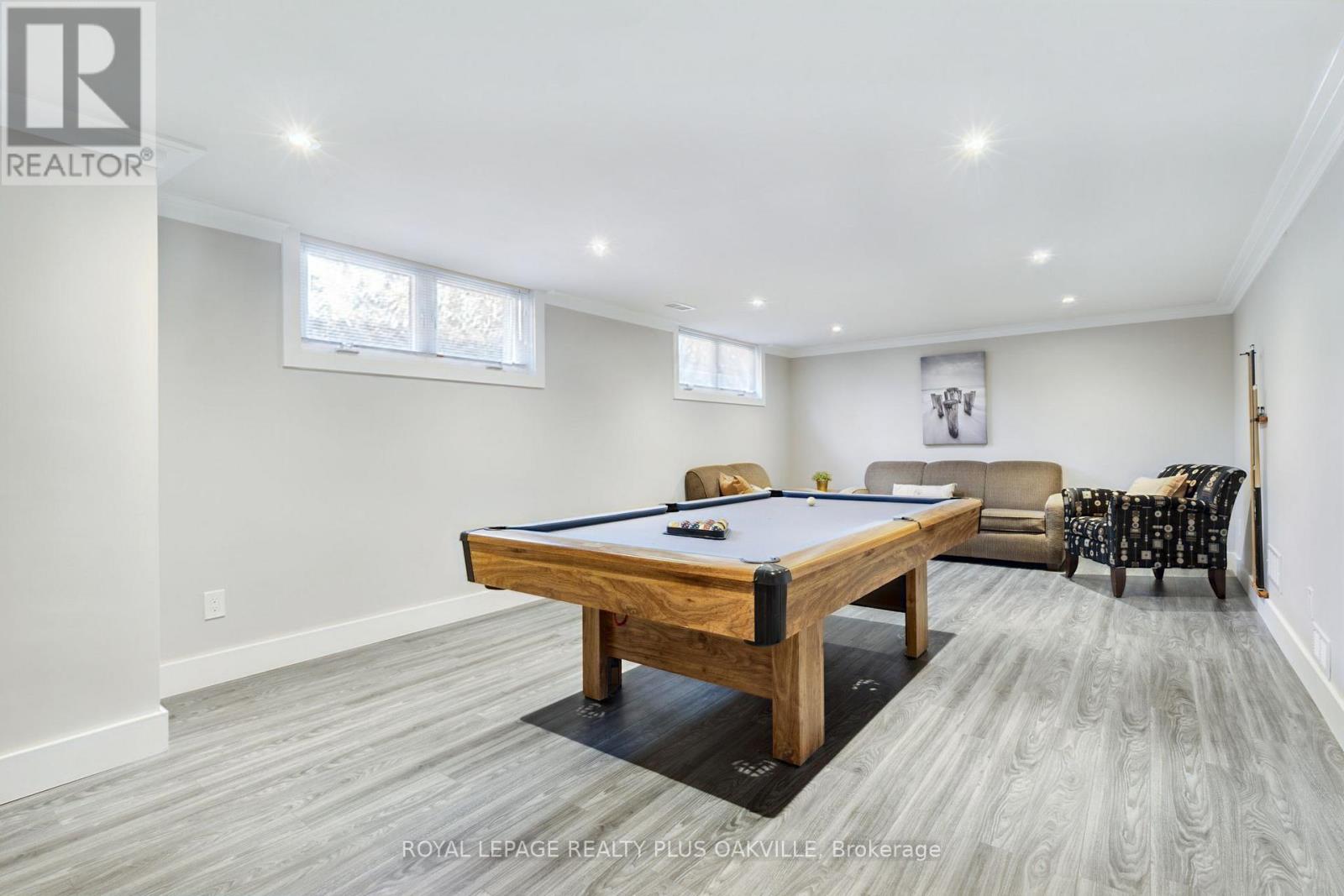 340 CLARENDON DRIVE - 27