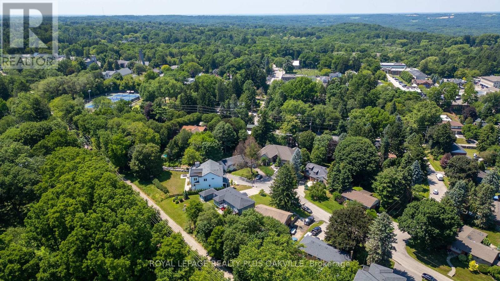 340 CLARENDON DRIVE - 41