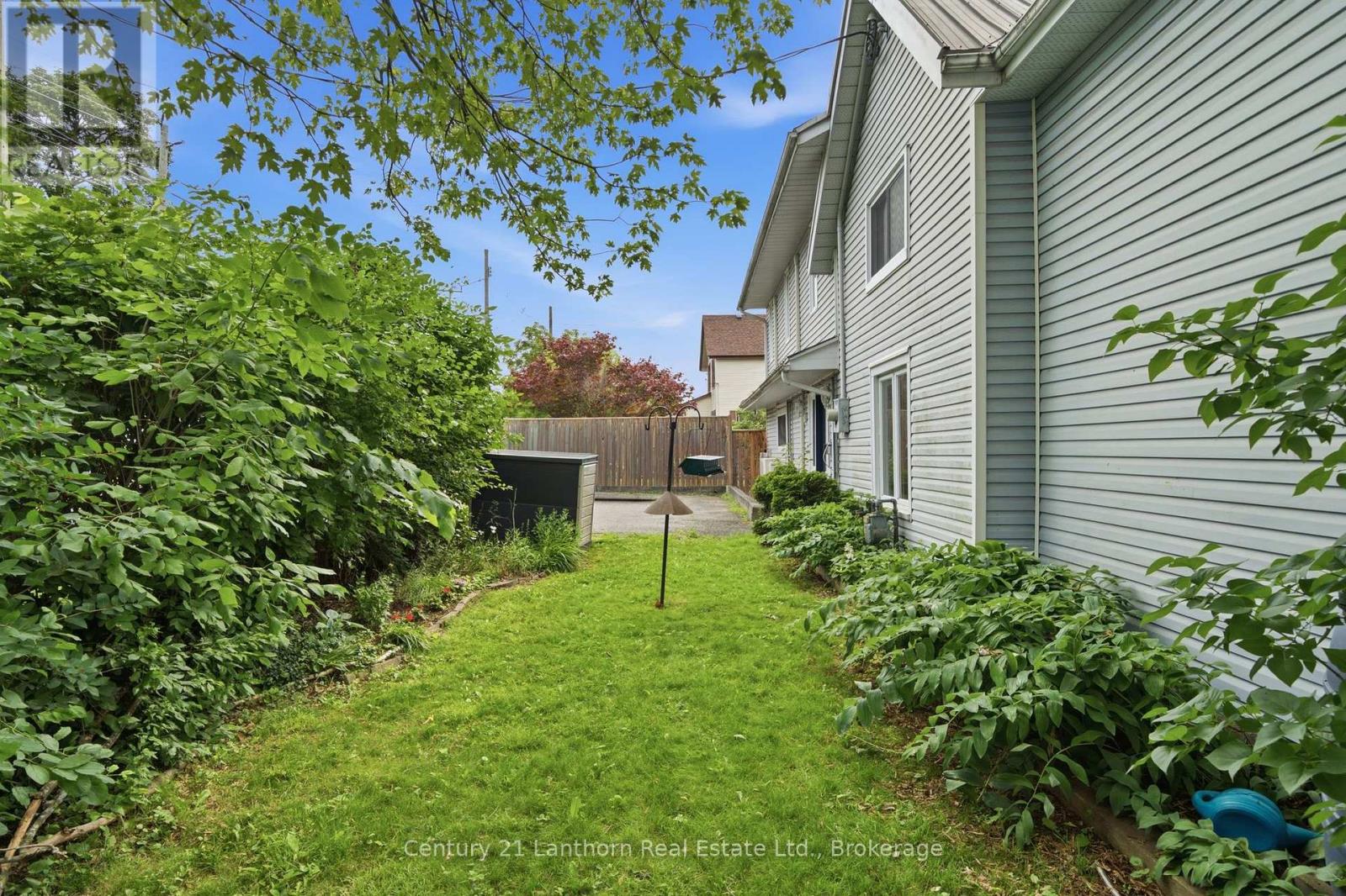 89 GORDON STREET - 10