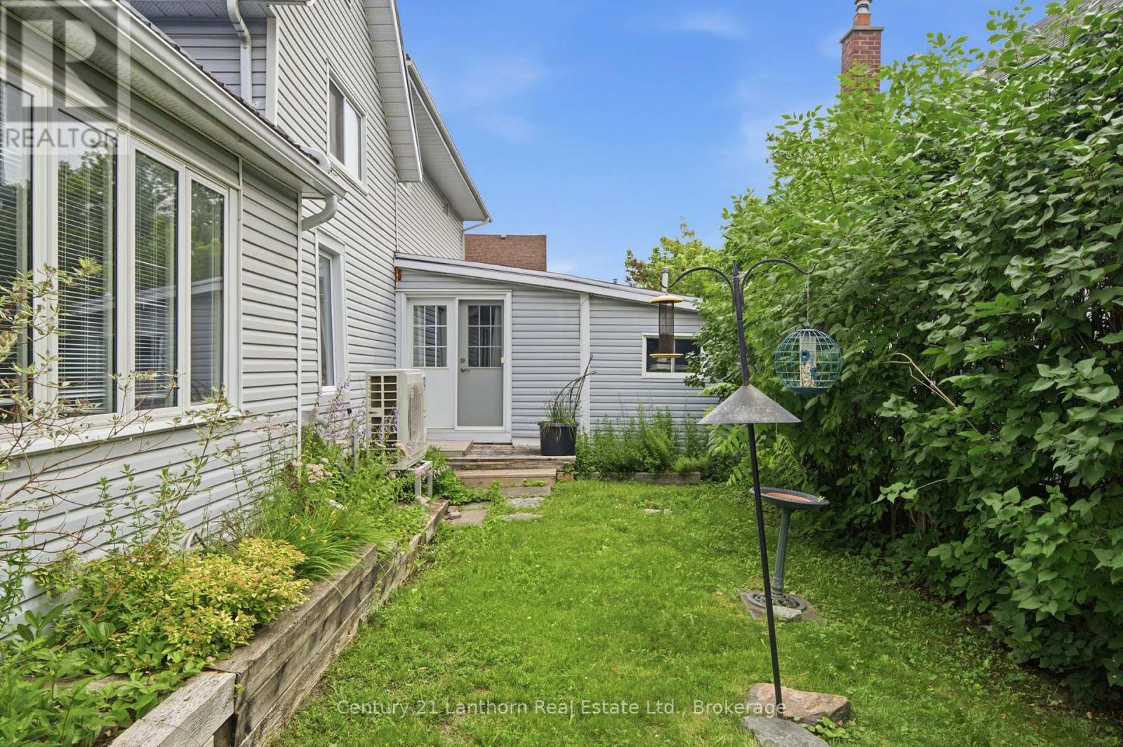 89 GORDON STREET - 7