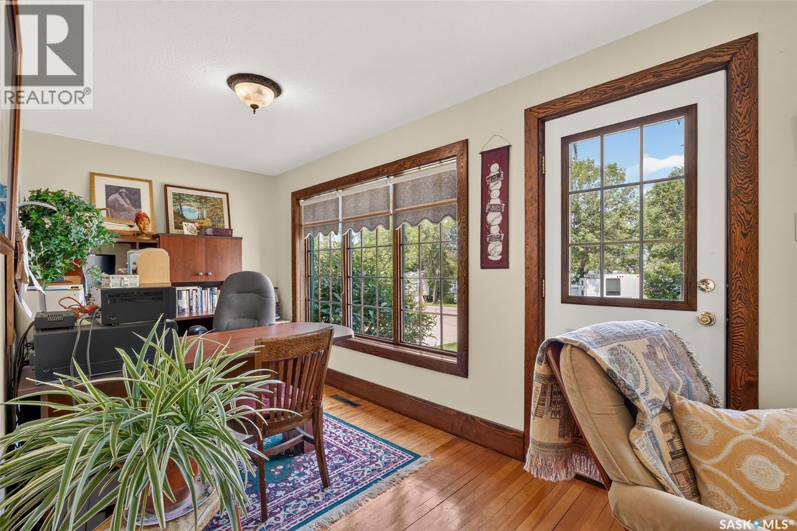 138 1st STREET S - Image 30