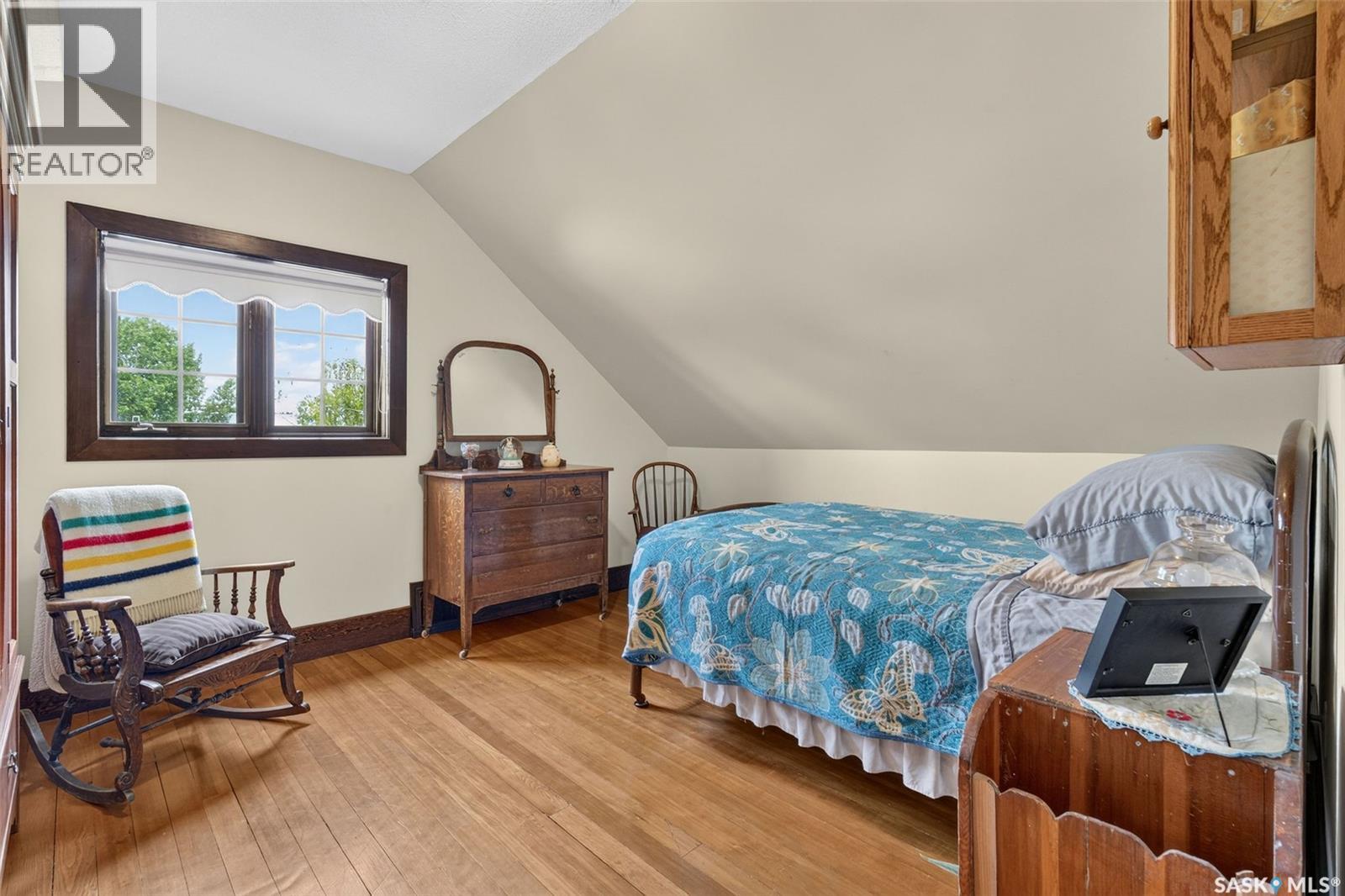 138 1st STREET S - Image 38