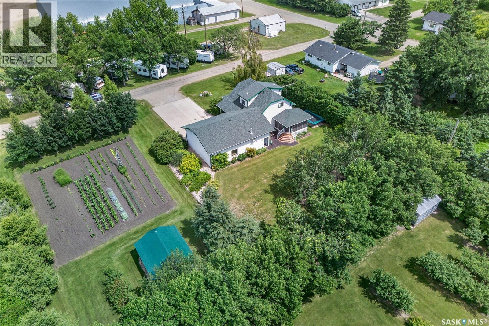 138 1st STREET S - Image 81