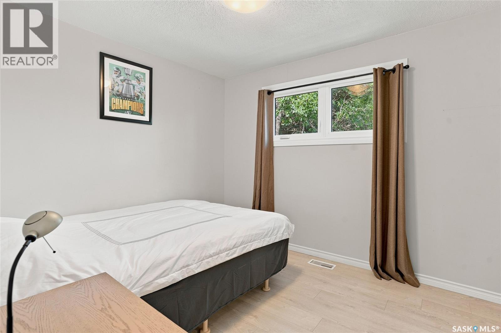 118 Evans STREET - 16