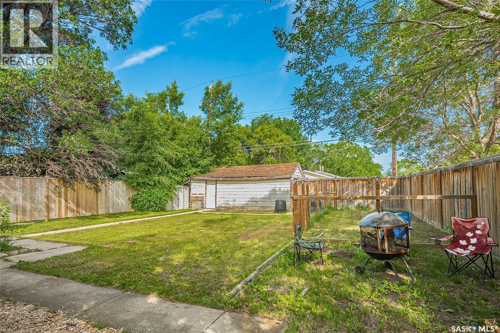 118 Evans STREET - 28
