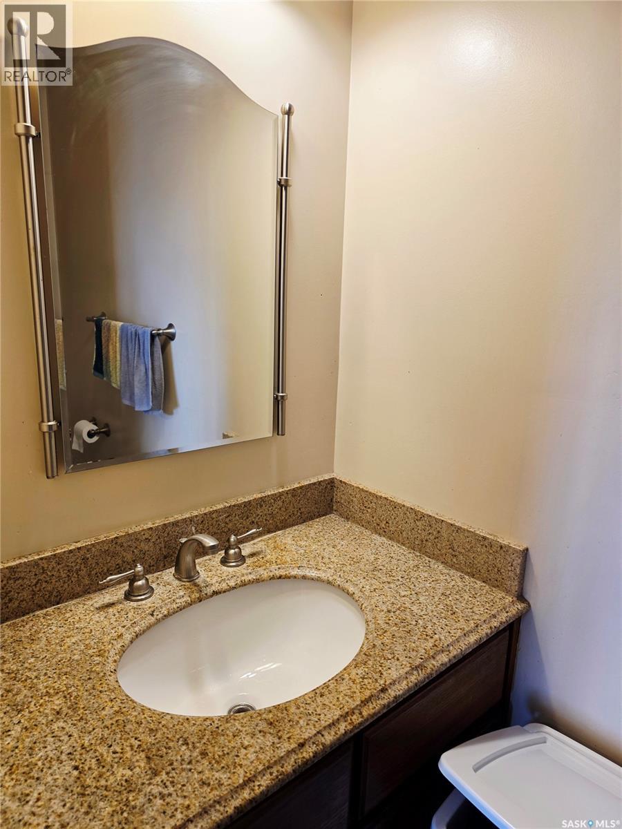 155 Carter CRESCENT - 8