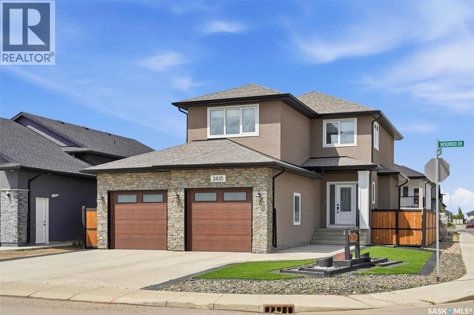 2435 Rosewood DRIVE - 1