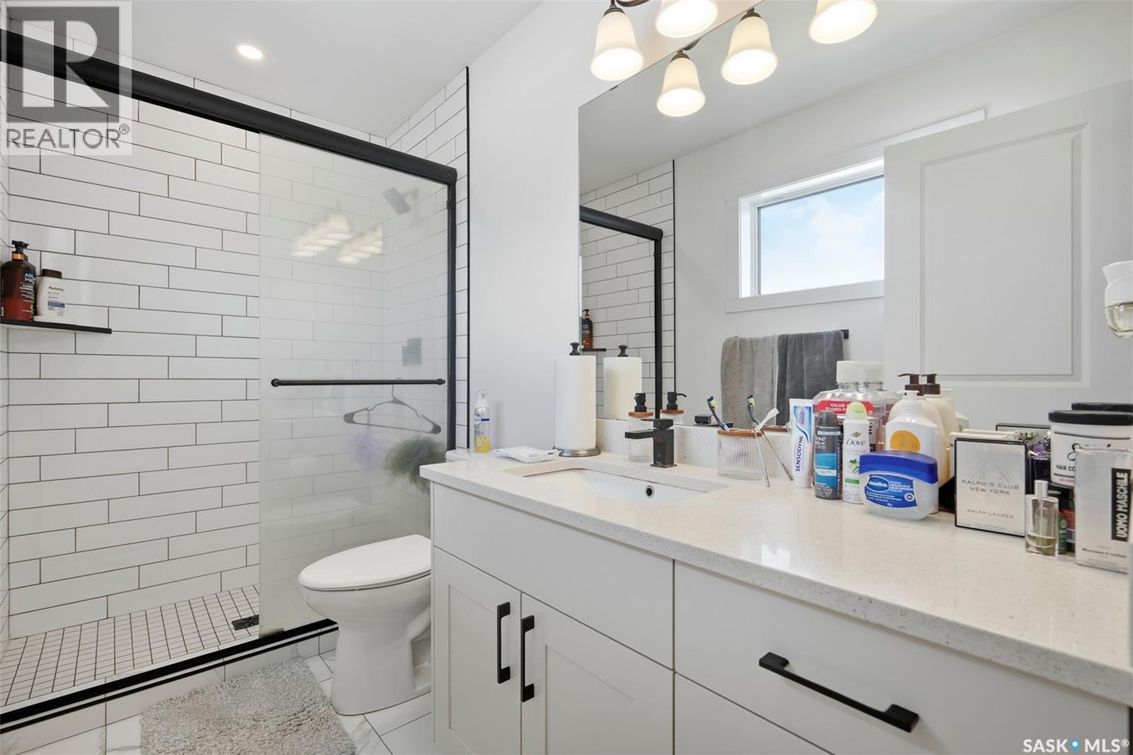 2435 Rosewood DRIVE - Image 21