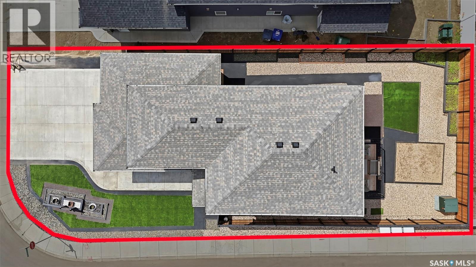 2435 Rosewood DRIVE - Image 38
