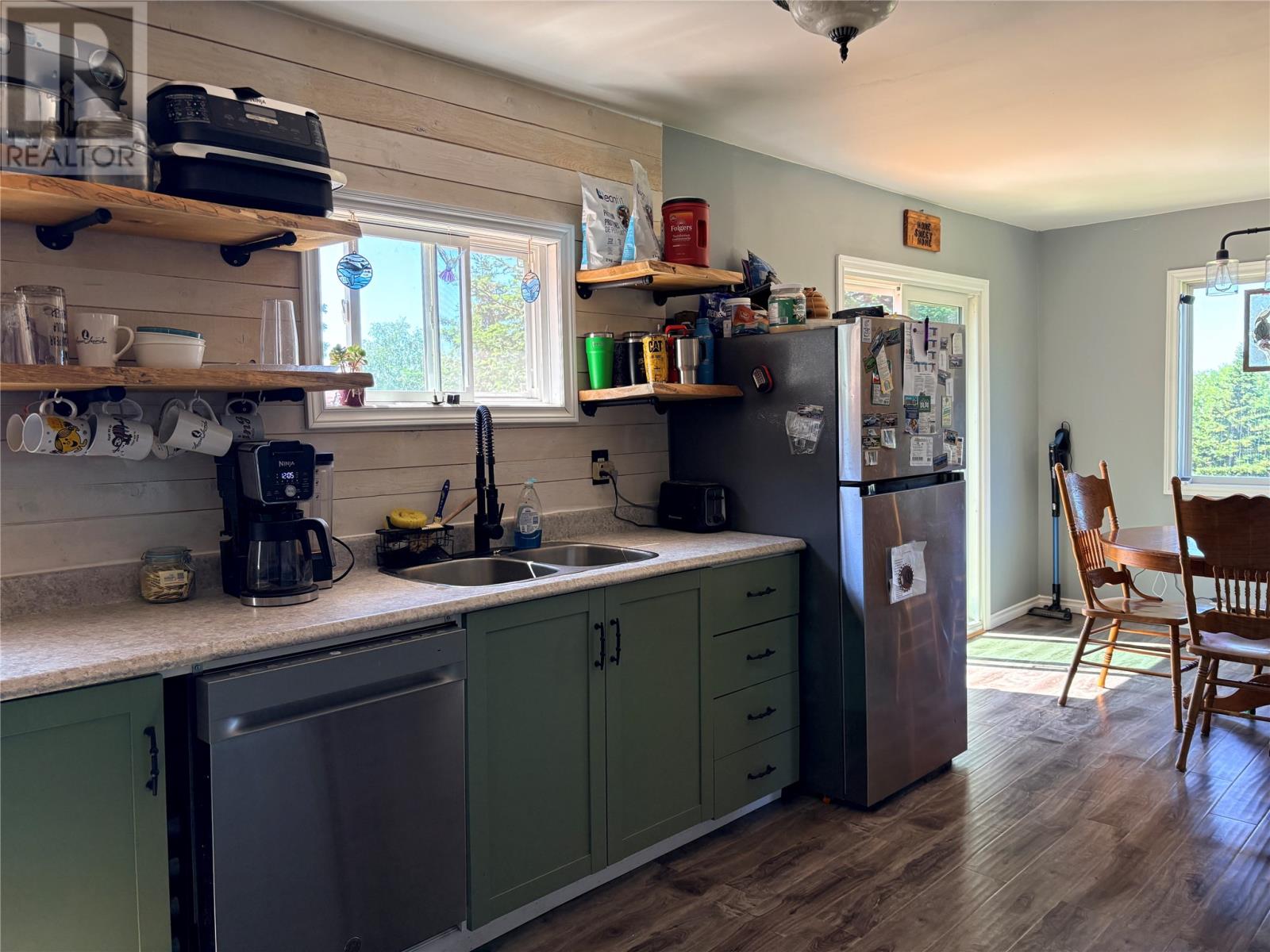 1364 Smith Sound Road - 14