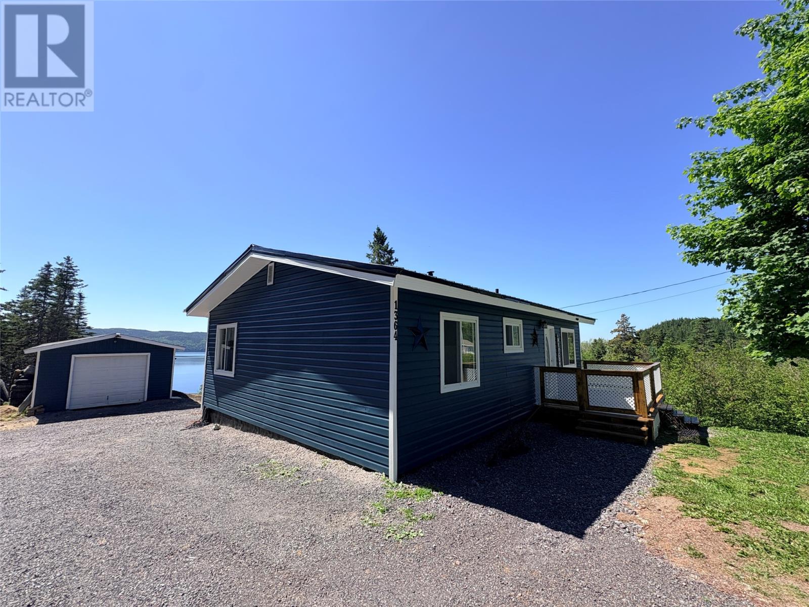 1364 Smith Sound Road - 30