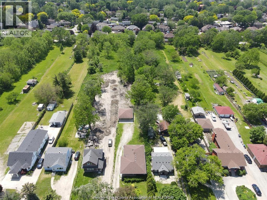 3567 HOWARD - 26