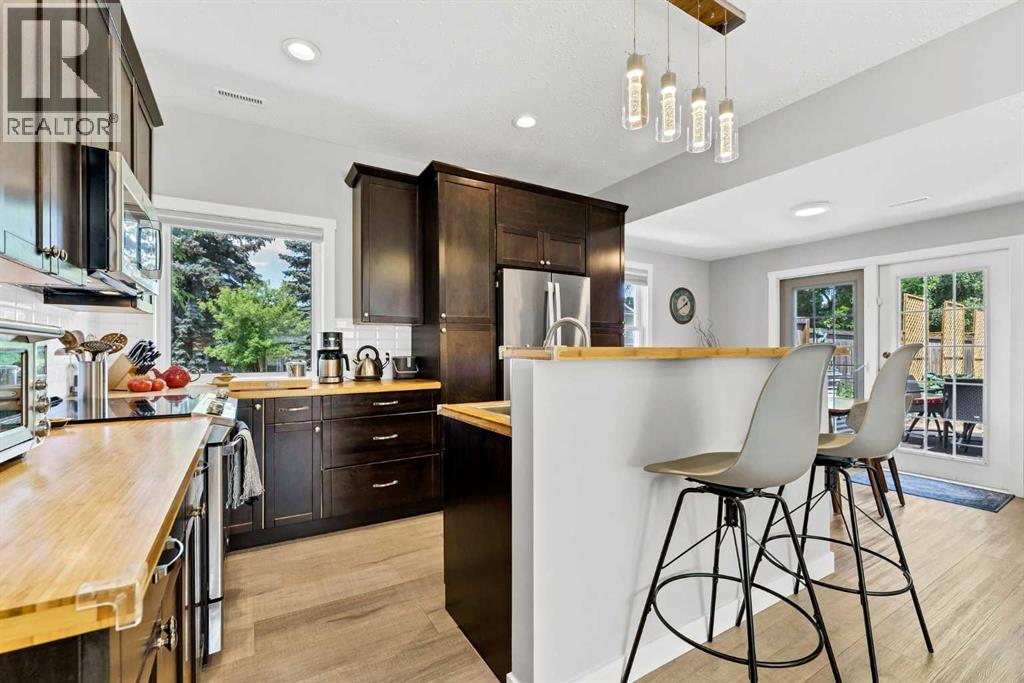 212 6 Street SE - 13