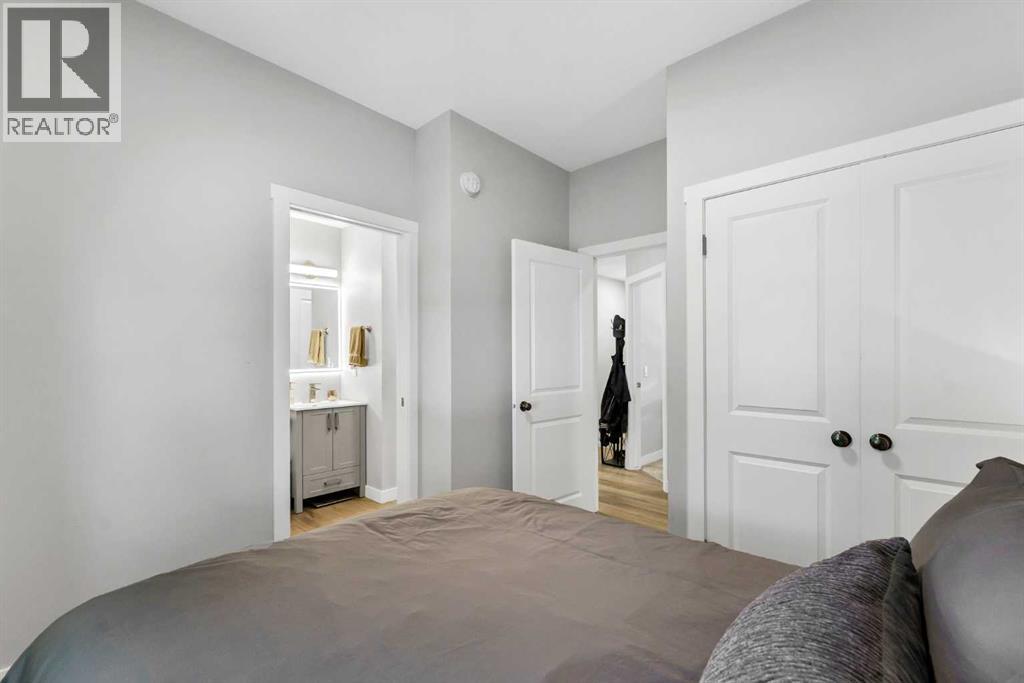 212 6 Street SE - 24