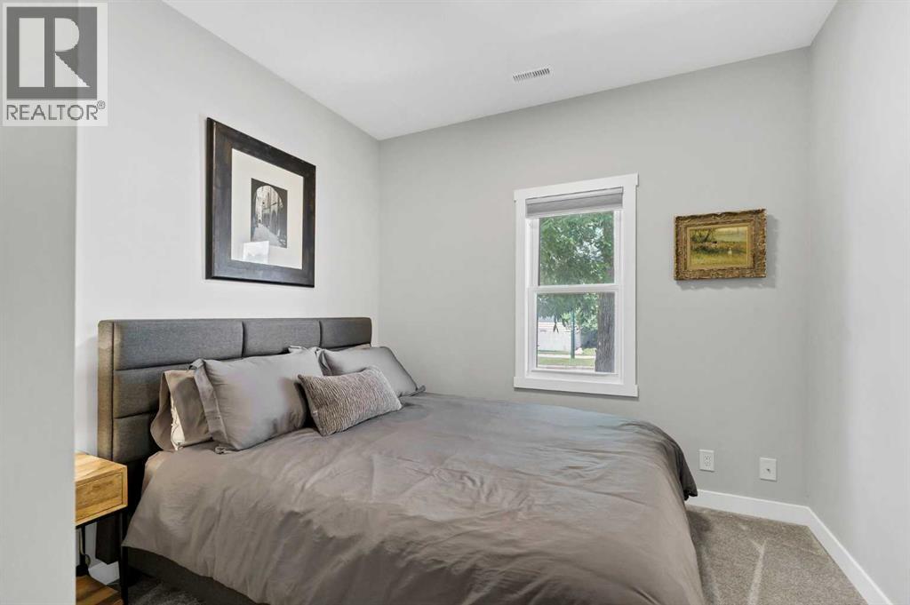 212 6 Street SE - 23