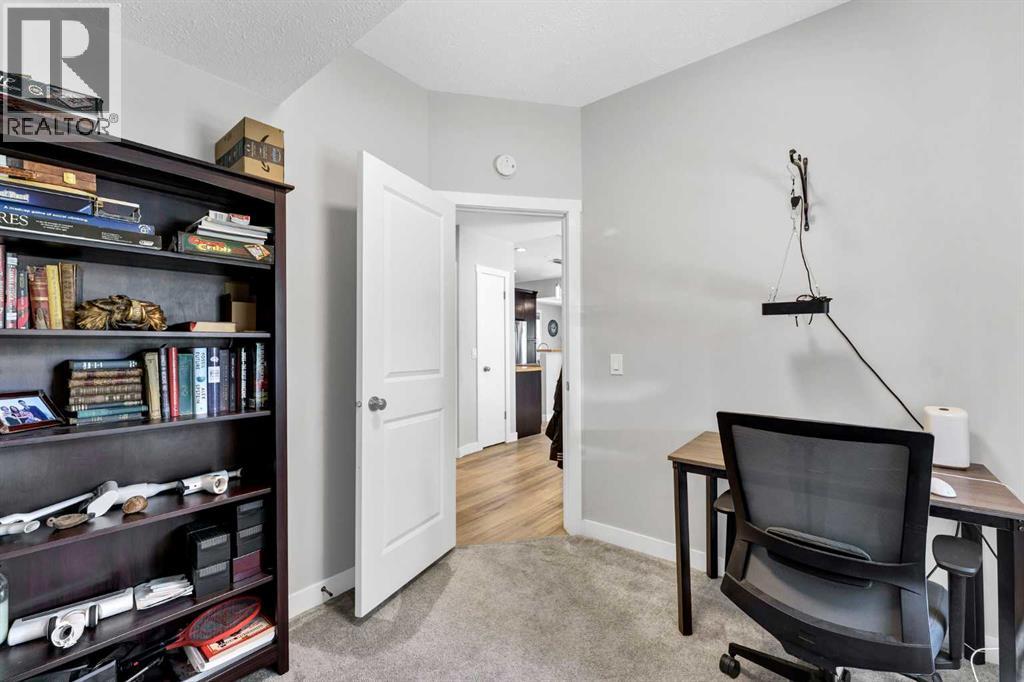 212 6 Street SE - 22