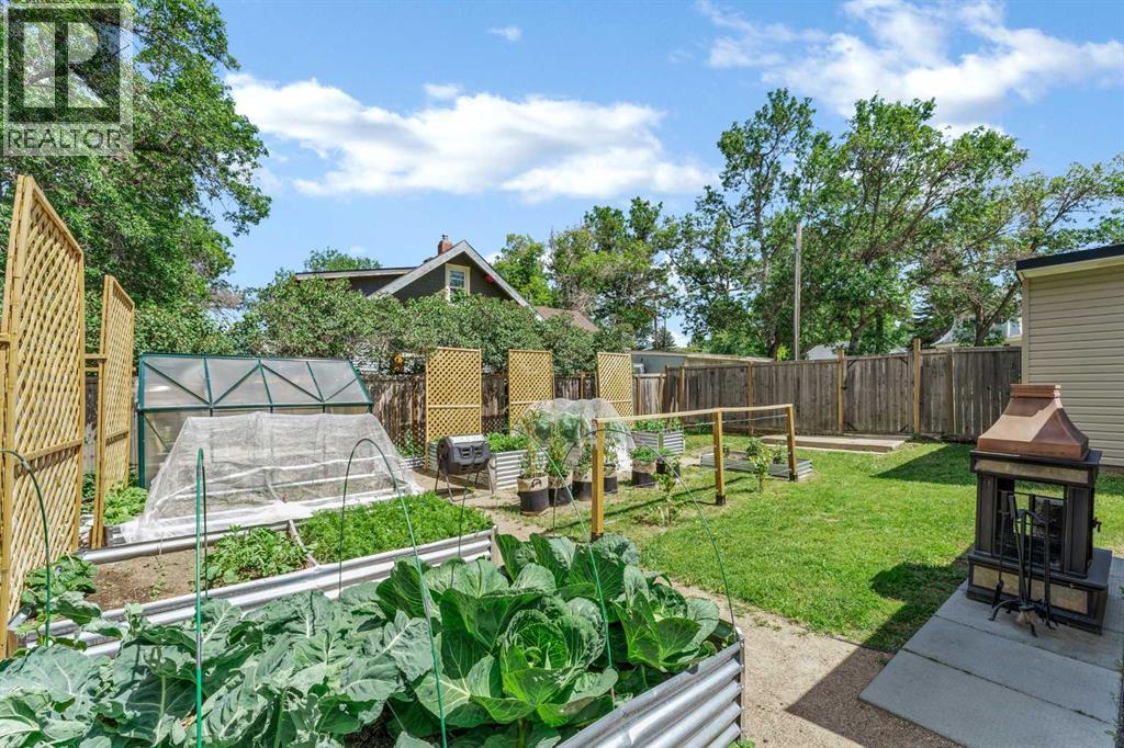 212 6 Street SE - 42