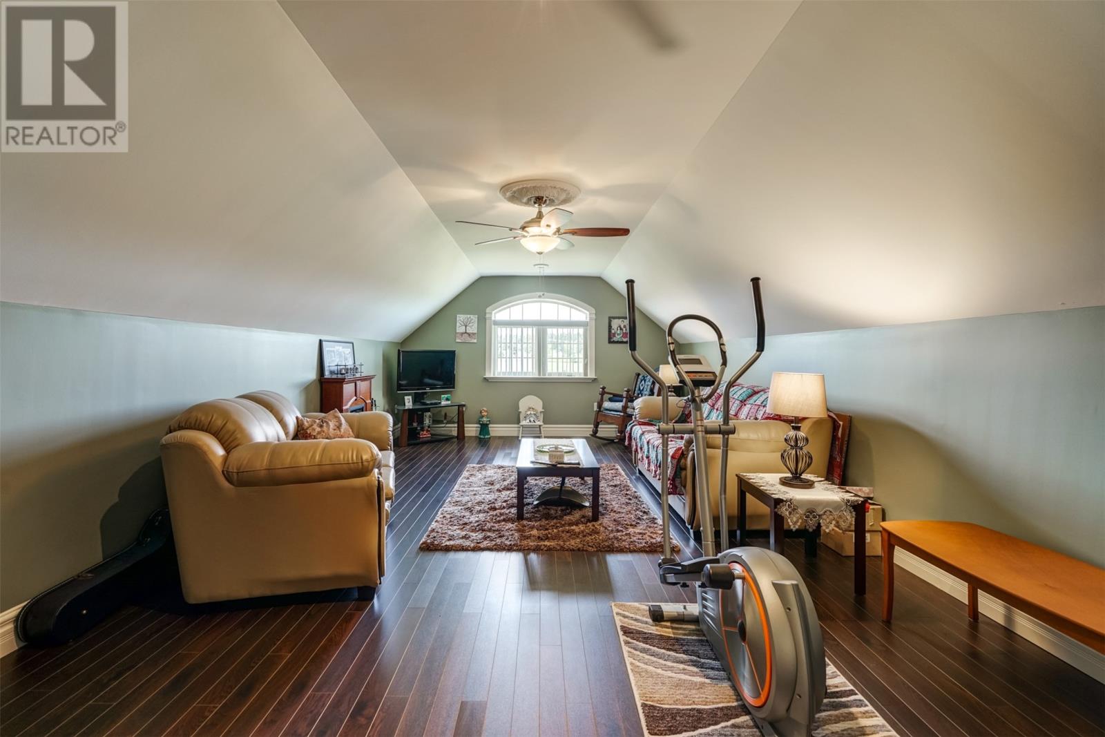 101 Freshwater Road - 46