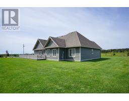 101 Freshwater Road thumbnail 5