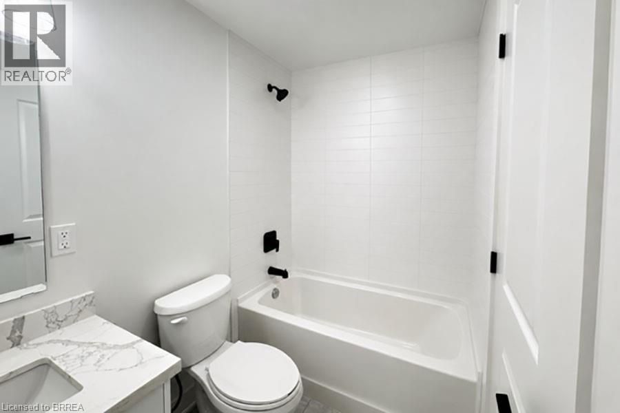 #819 575 CONKLIN Road - 18