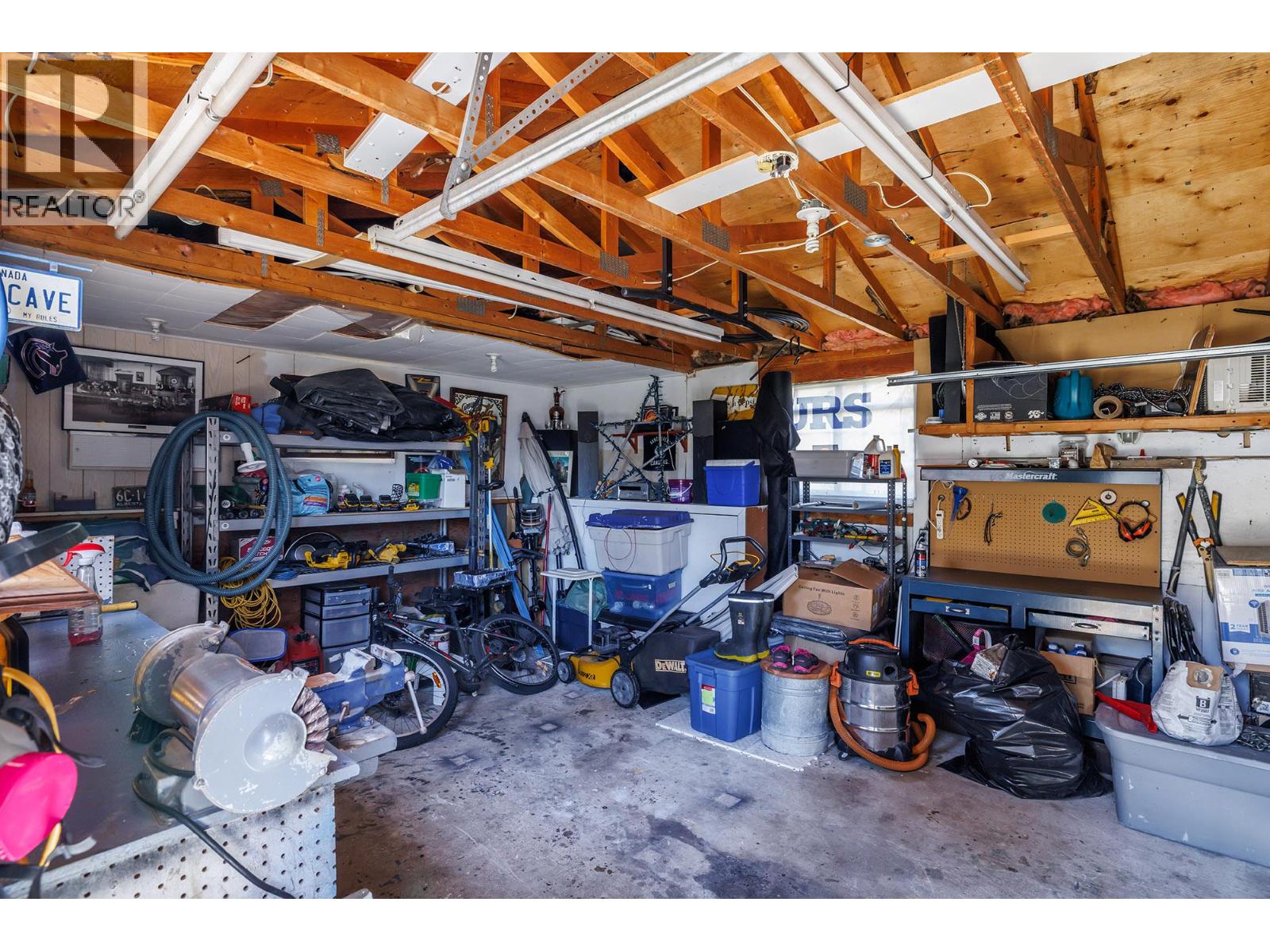 6132 Wilson Road - 34