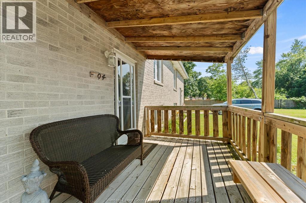 104 SECORD - 4