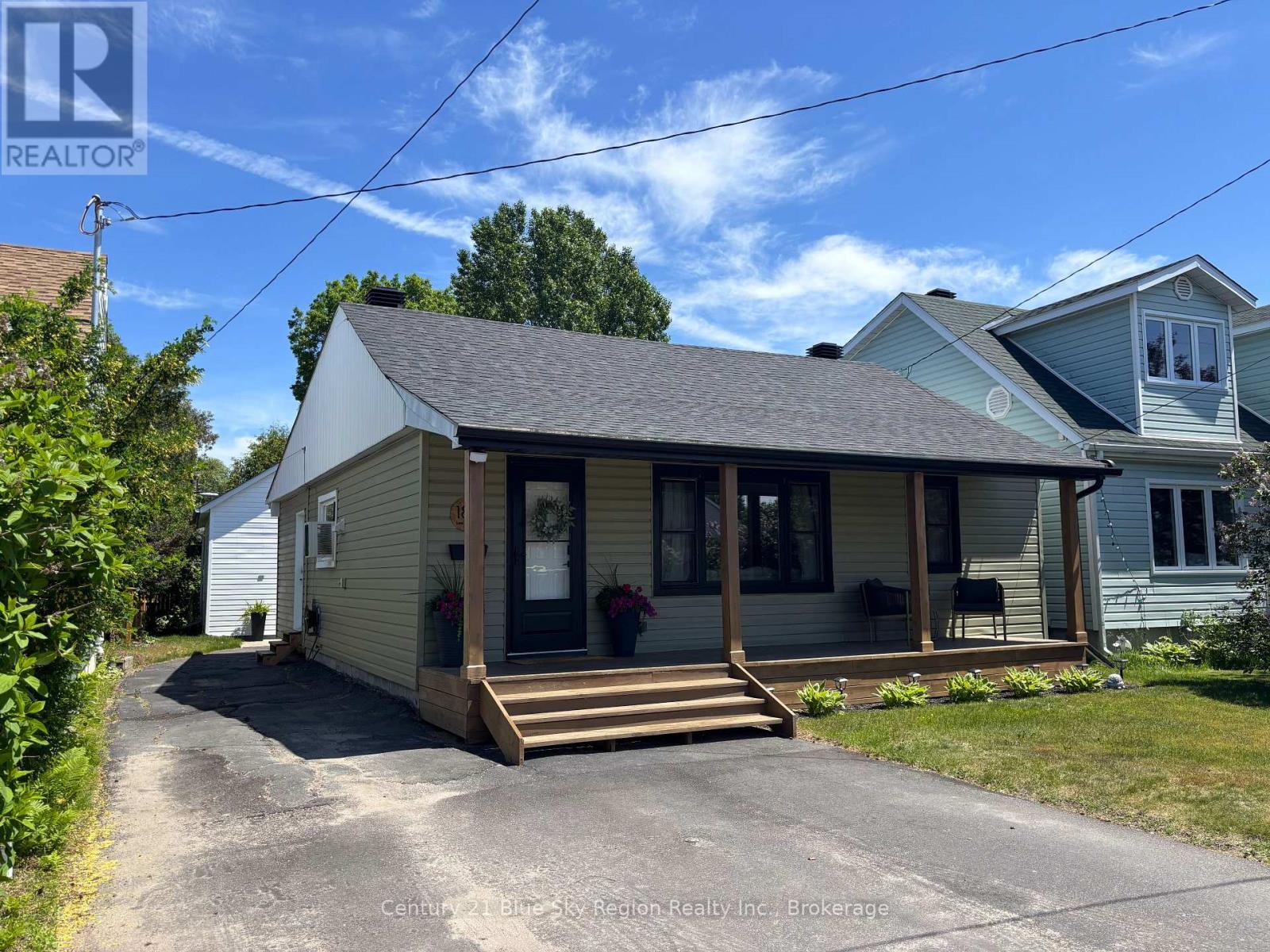 188 LEE AVENUE - 1