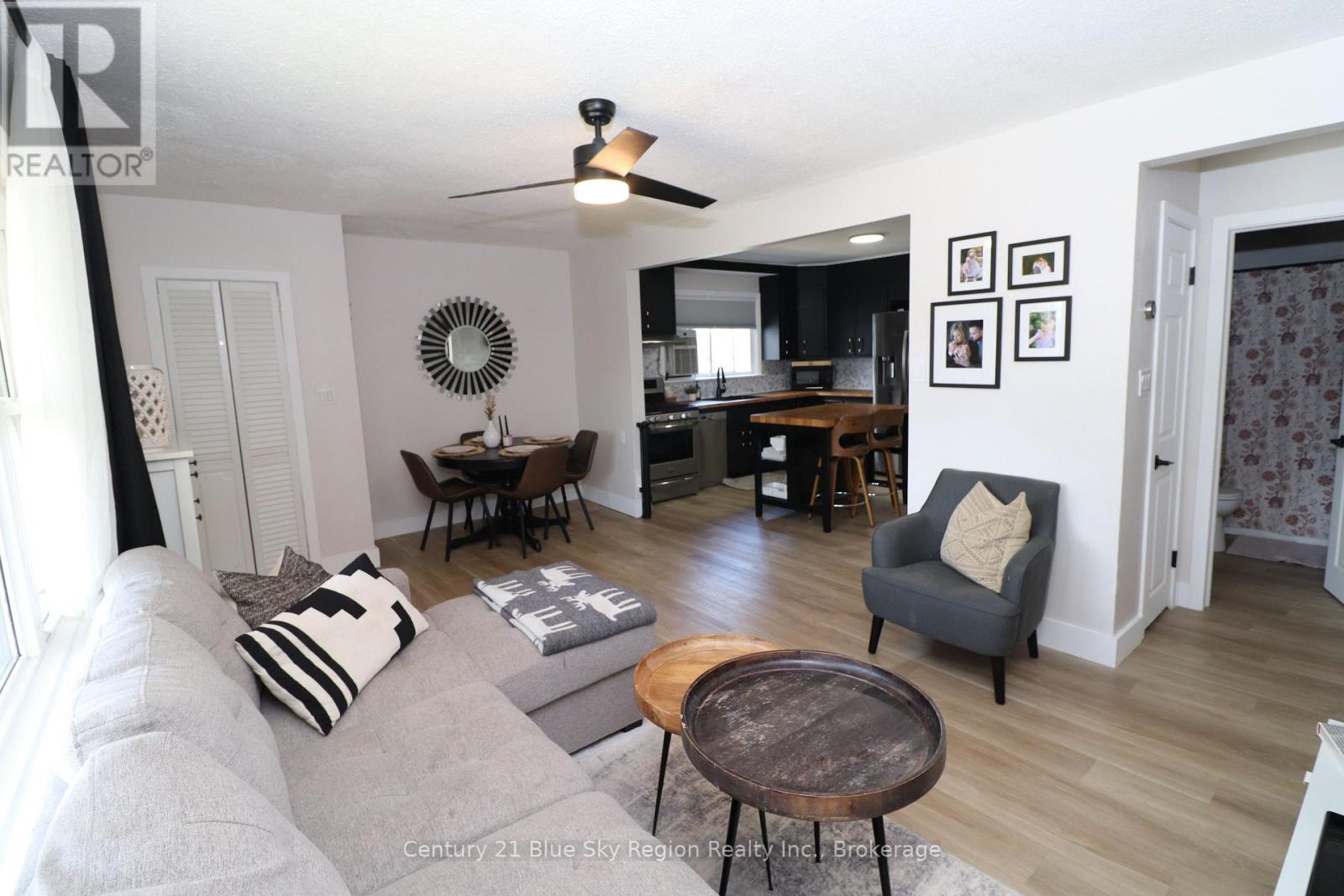 188 LEE AVENUE - 15