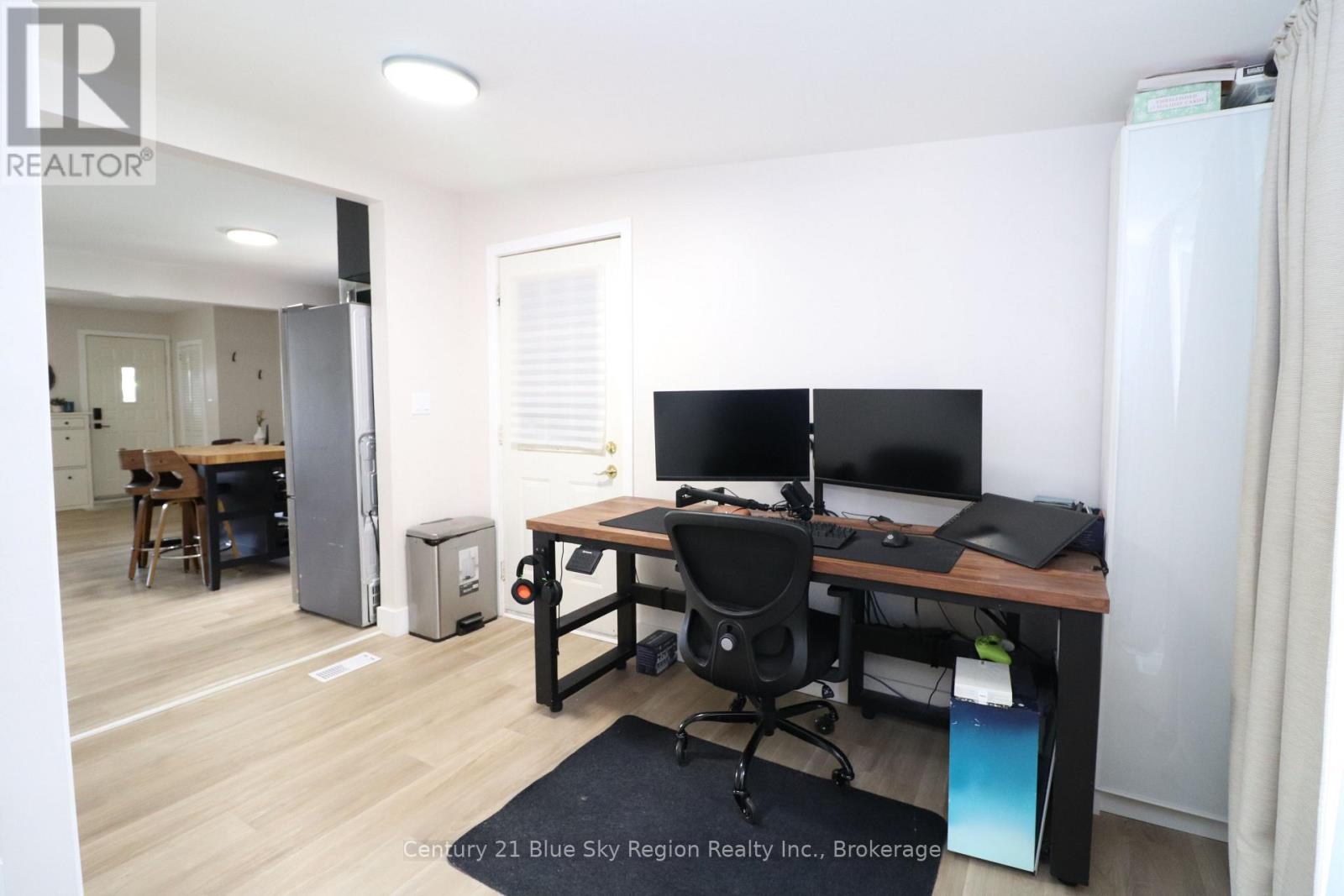 188 LEE AVENUE - 20