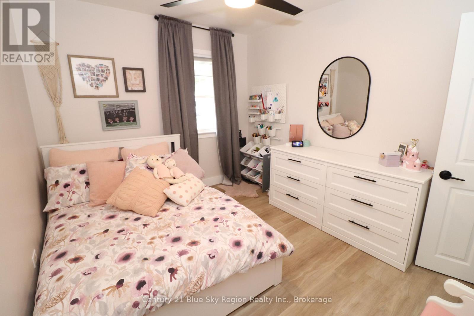 188 LEE AVENUE - 29