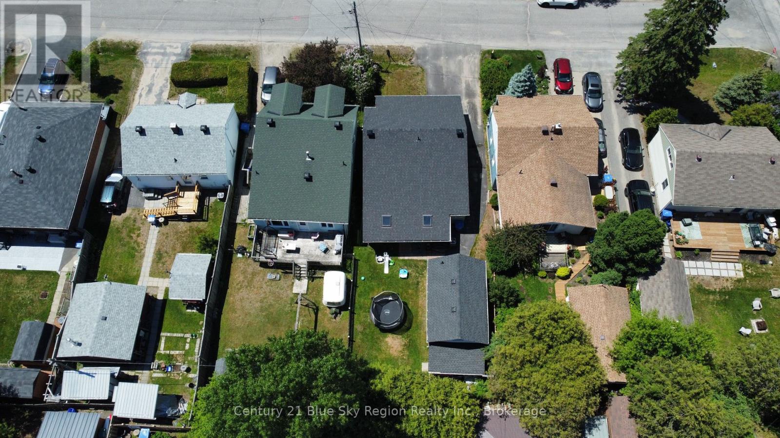 188 LEE AVENUE - 3