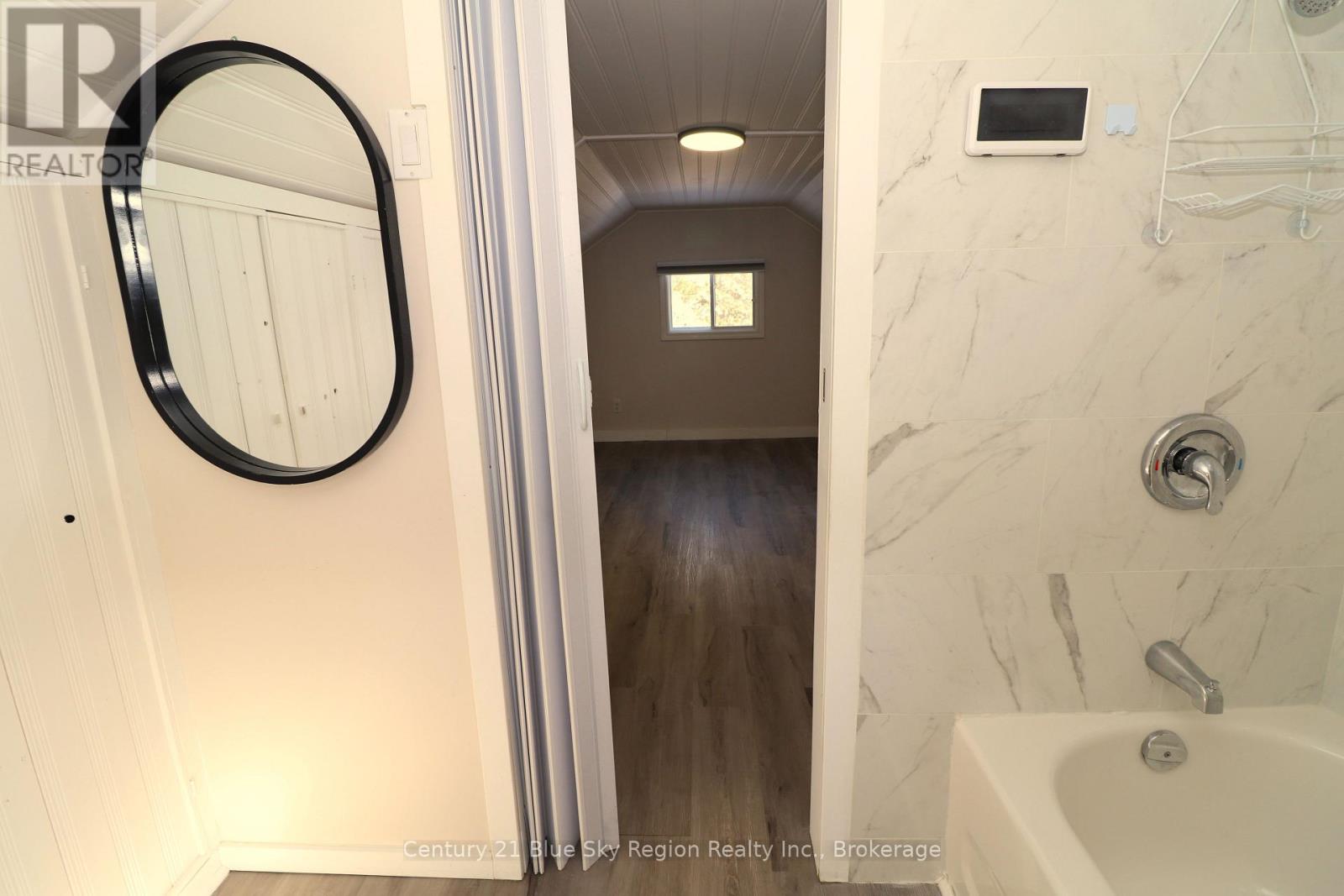188 LEE AVENUE - 41