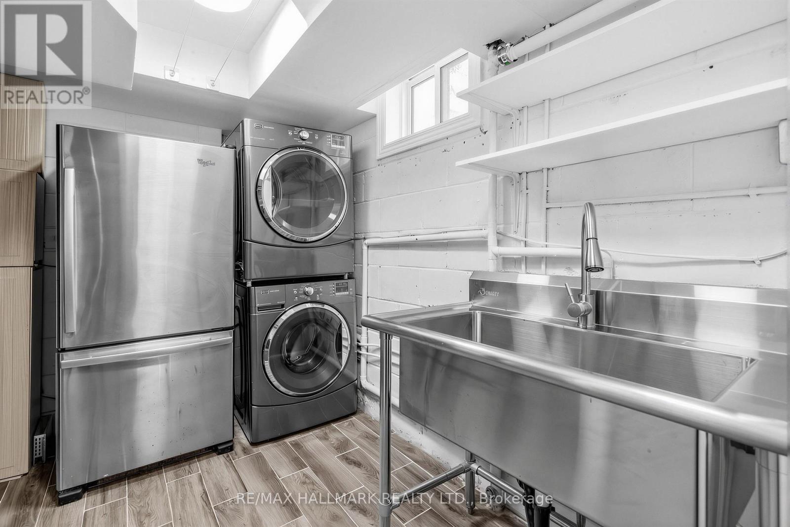 225 LUCAS STREET - 21