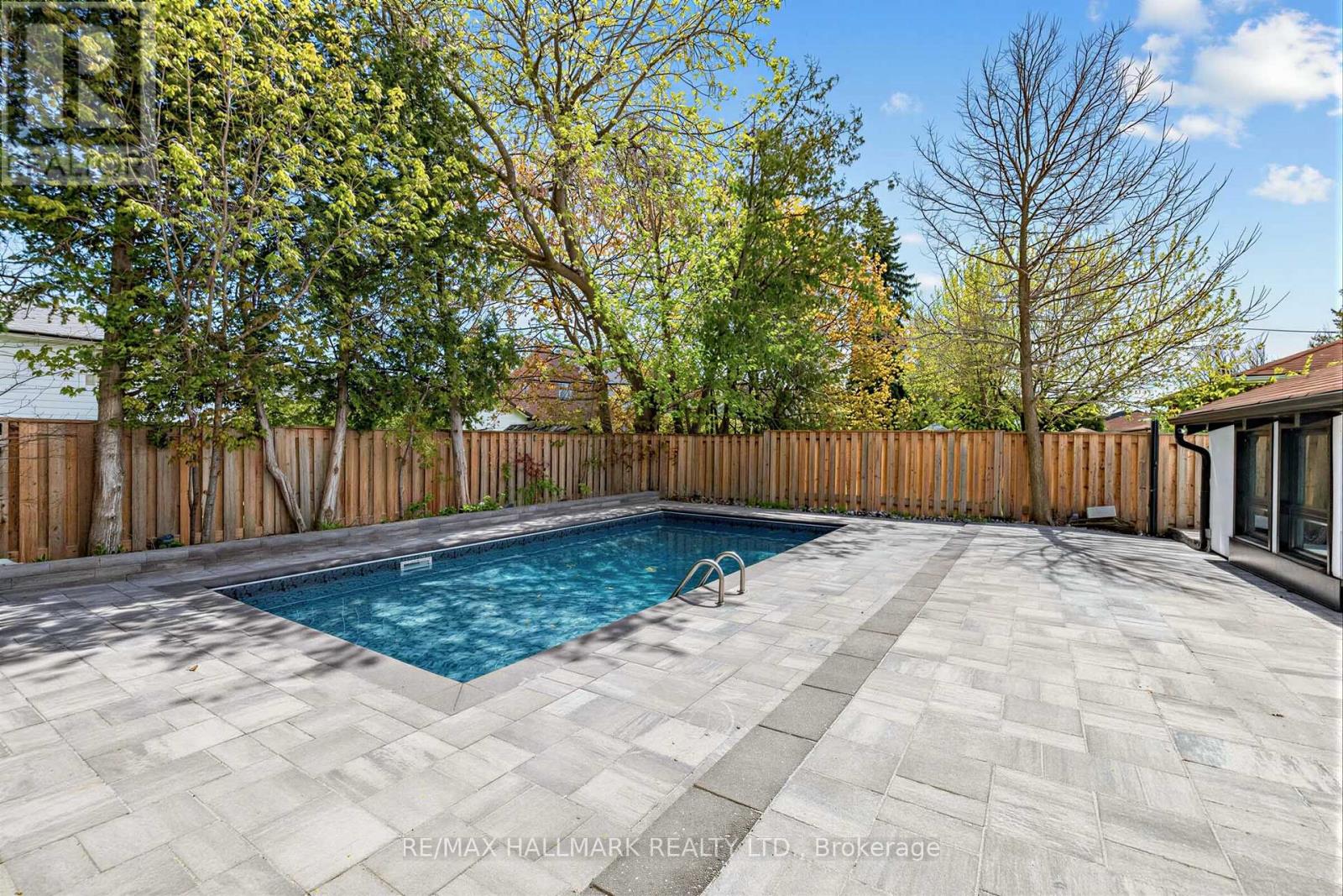 225 LUCAS STREET - 22