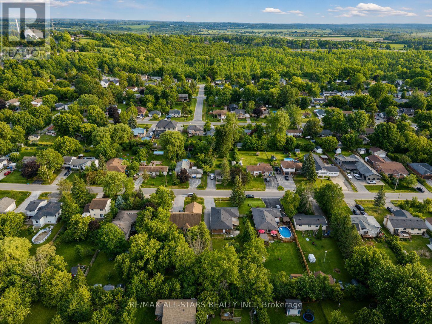 340 WALTER DRIVE - Image 47