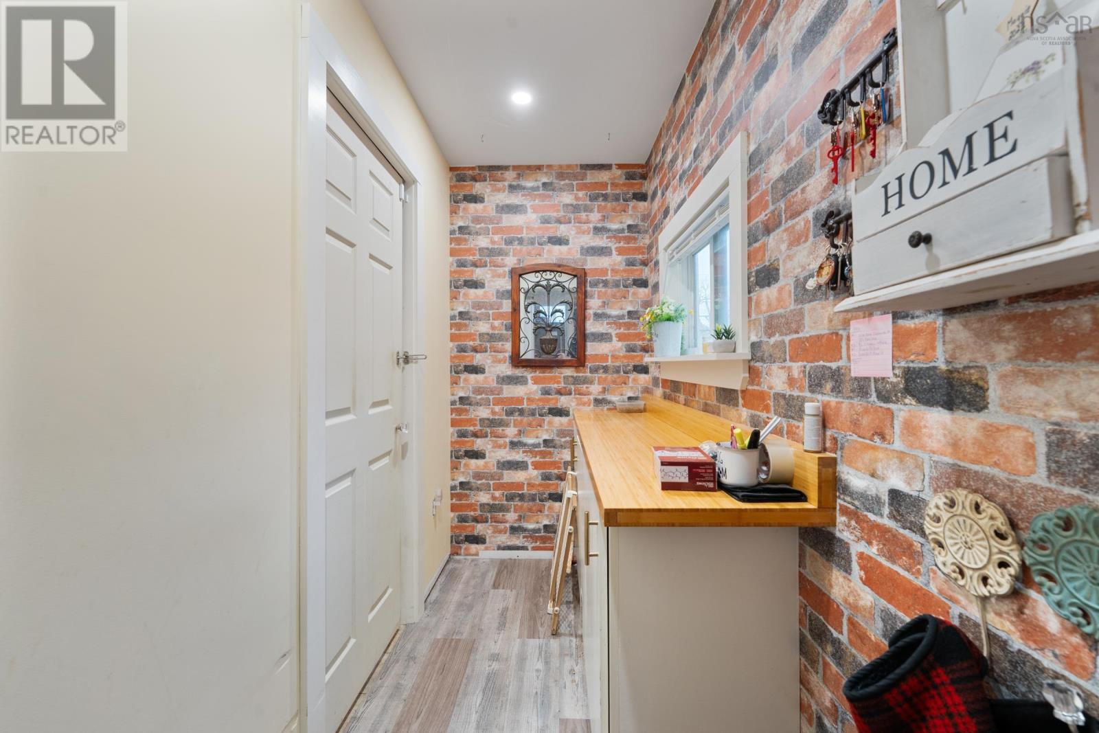 45 Alma Street - 14