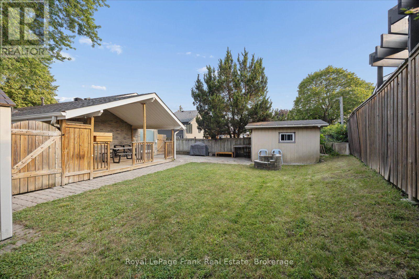 2 ROSSWOOD CRESCENT - 30