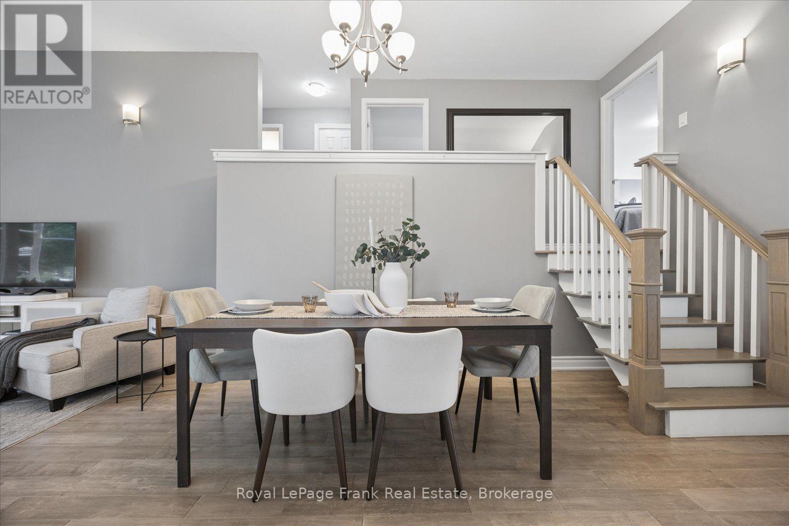 2 ROSSWOOD CRESCENT - 5