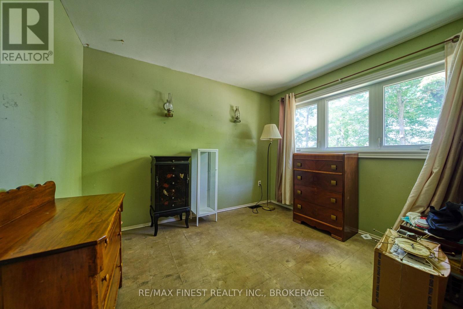 2221 BURBROOK ROAD - 15