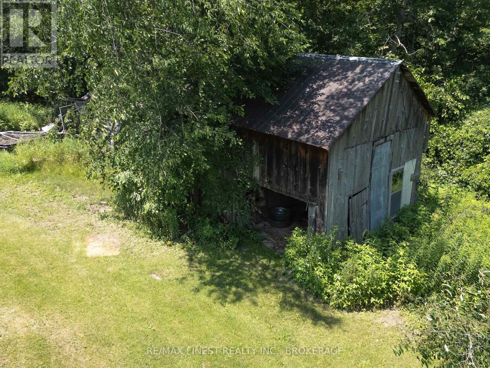 2221 BURBROOK ROAD - 19