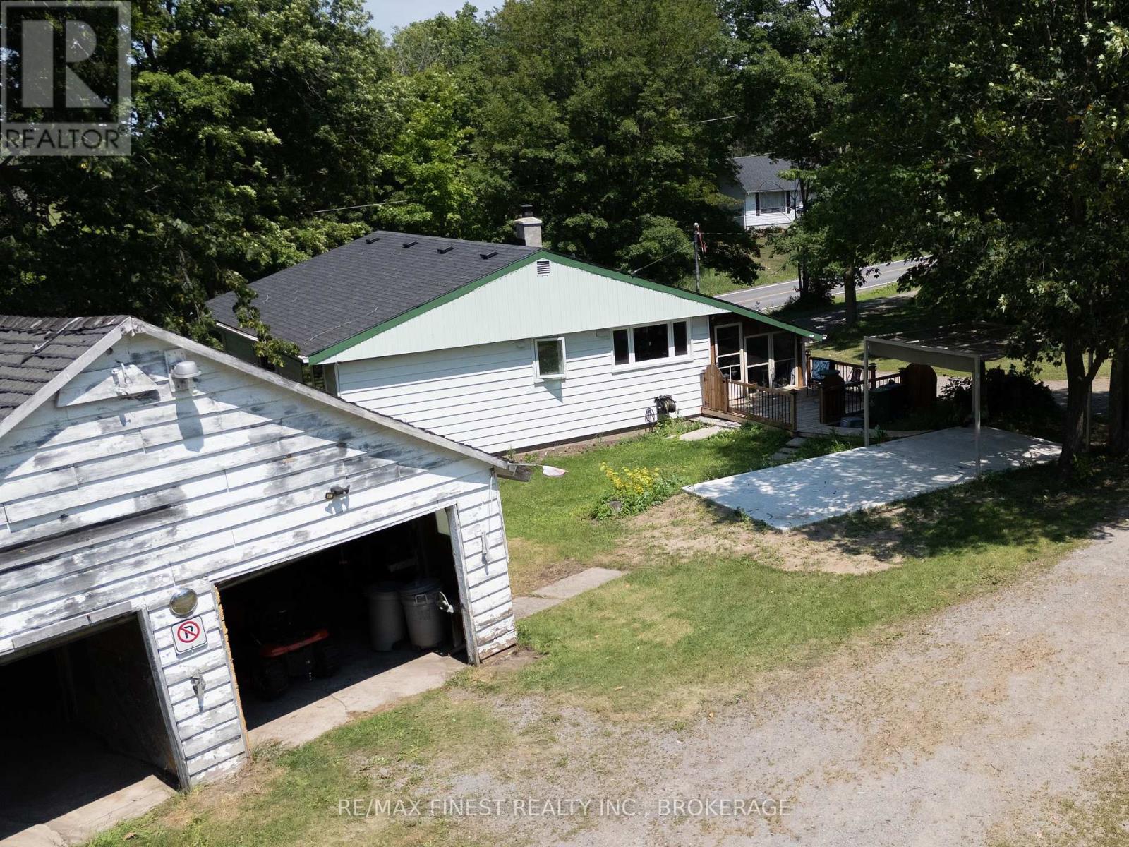 2221 BURBROOK ROAD - 20
