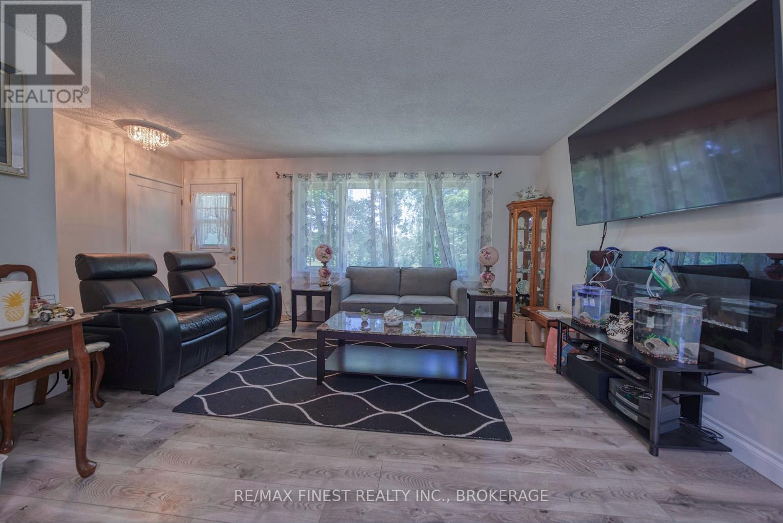 2221 BURBROOK ROAD - 8