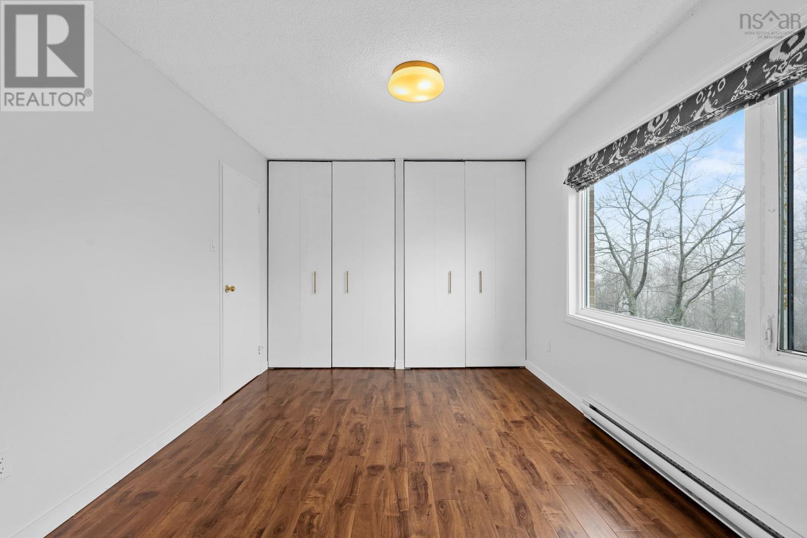 #304 26 Brookdale Crescent - 30