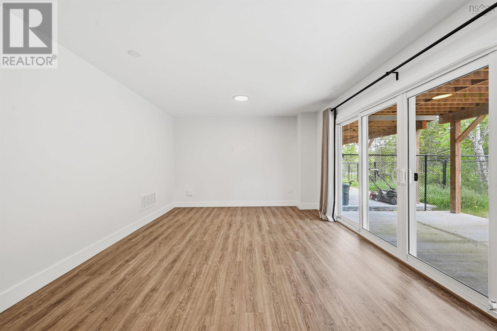 16 Trekker Drive - 42