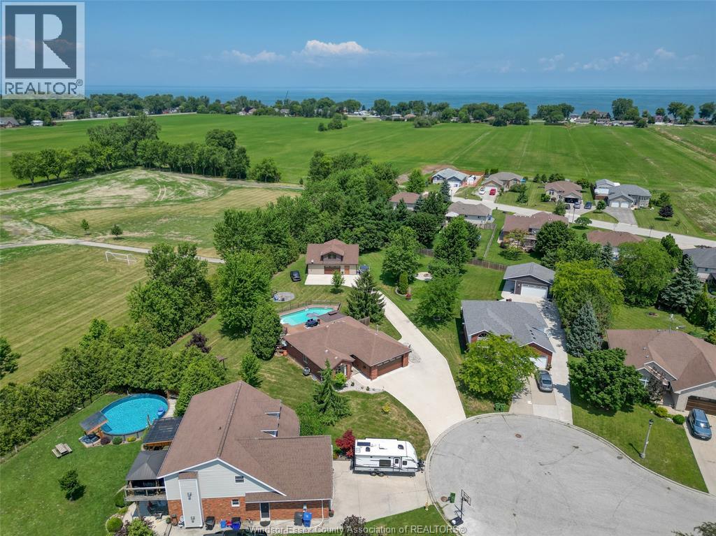 113 BEACH COURT - 20
