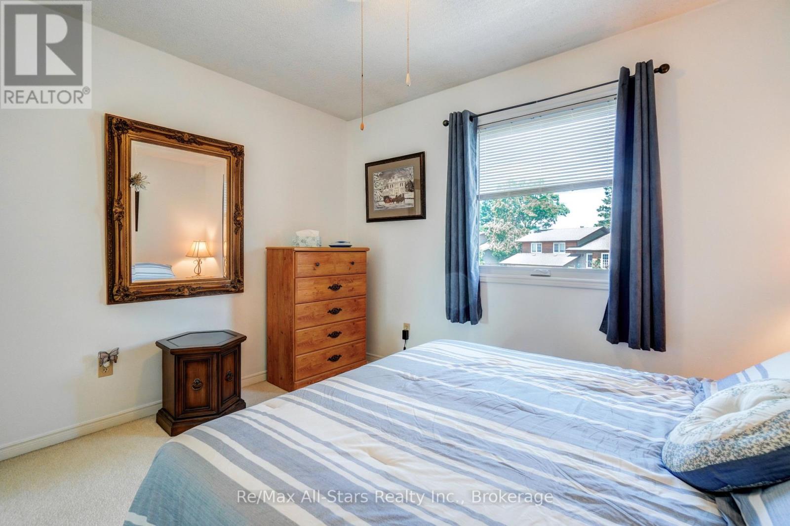 16 CEDARTREE LANE - 18