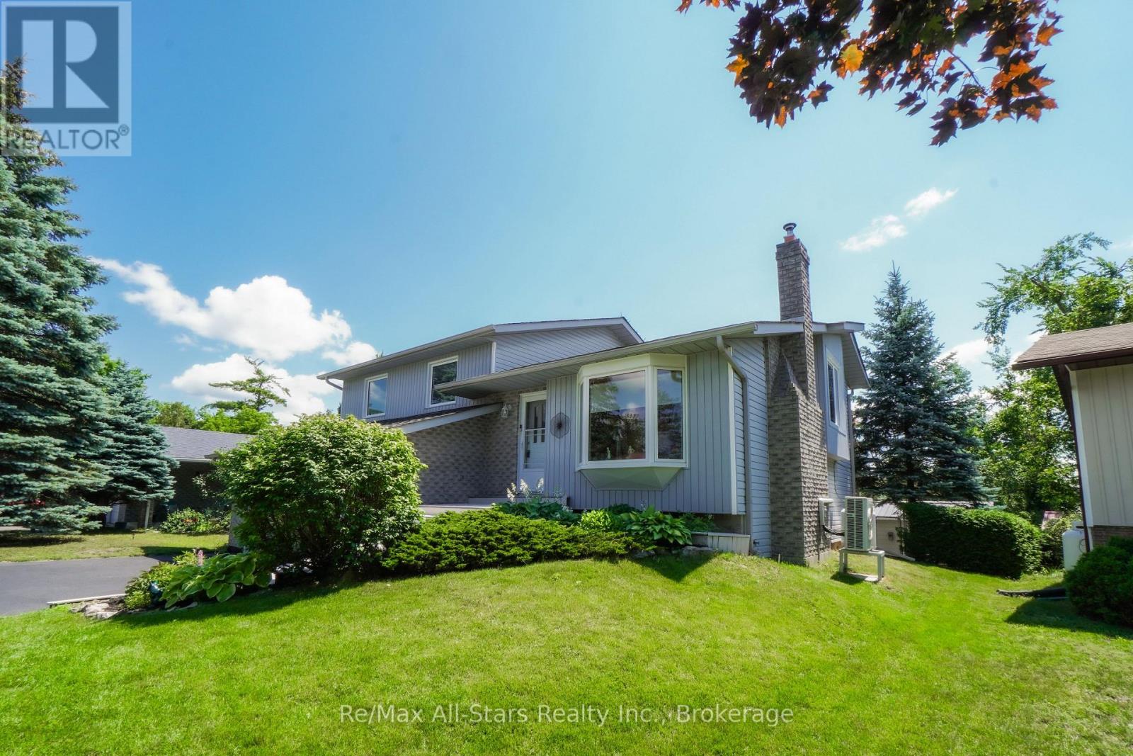 16 CEDARTREE LANE - 36