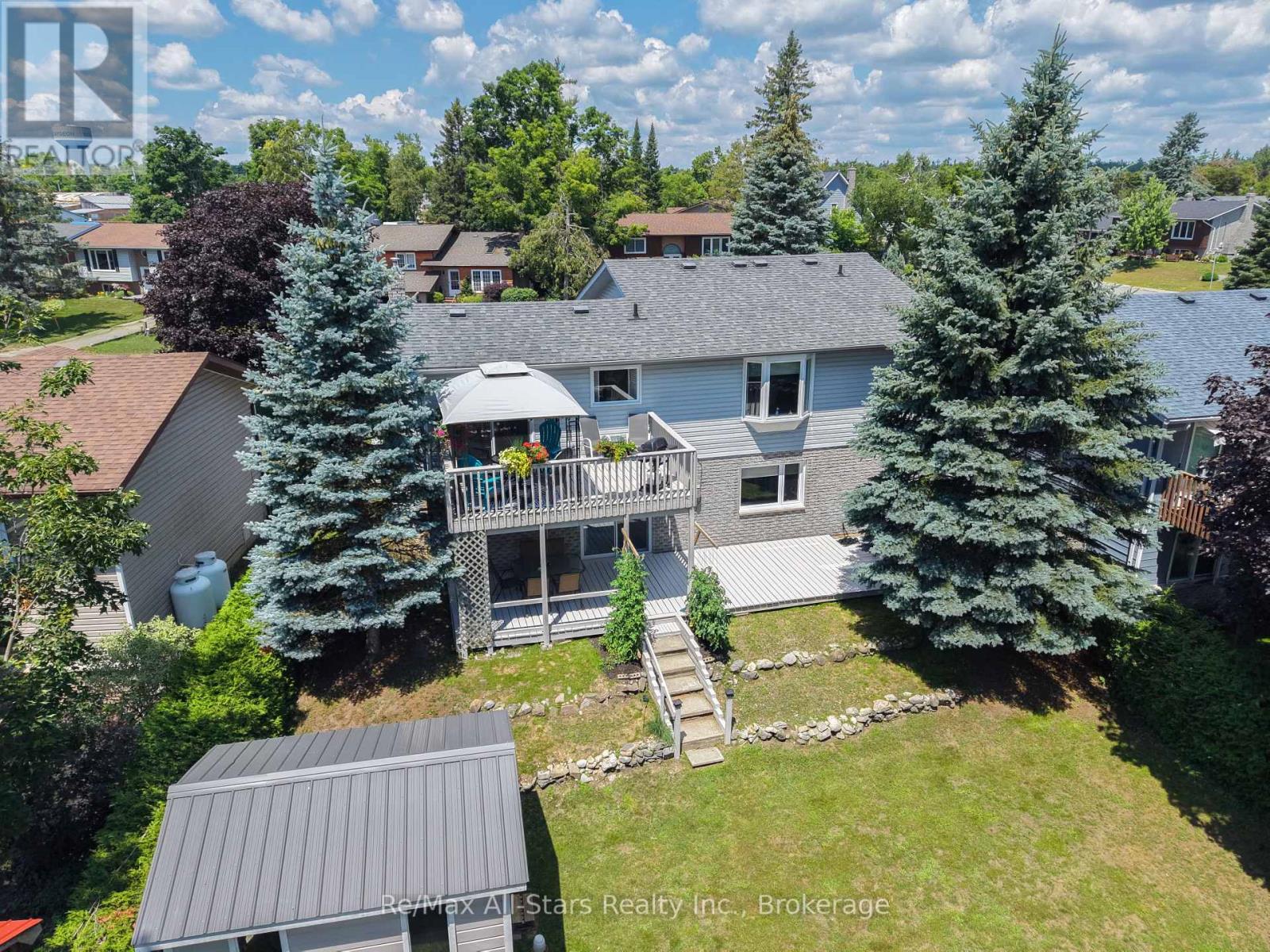 16 CEDARTREE LANE - 42