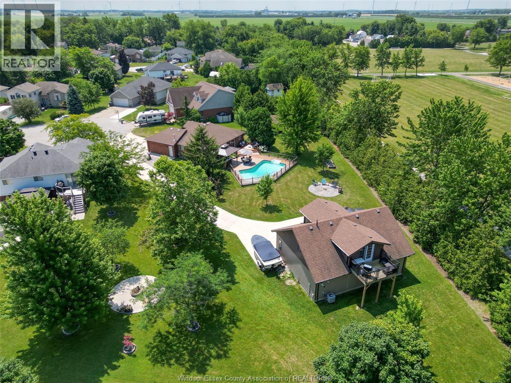 113 BEACH COURT - 17